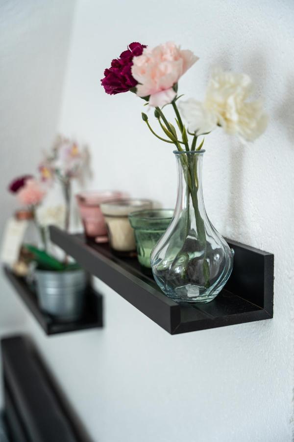 #1 Modernes Zimmer Mit Pool Und Garten Memmingen Dış mekan fotoğraf
